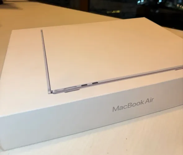 MacBook Air m5 - SKYBLUE