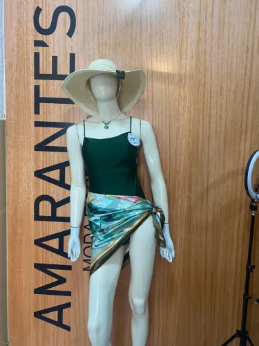 Manequim de fibra 
