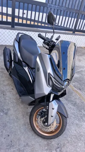 Nmax 160 connected