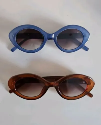 2 óculos de sol com proteção uva e uvb