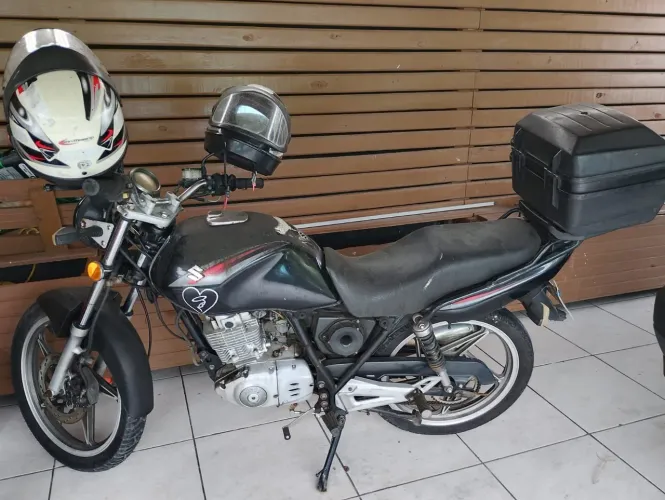 Suzuki 125 yes ano 2008 partida elétrica
