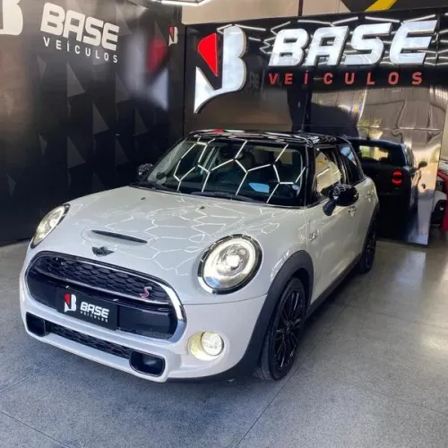 Mini Cooper S 2.0 Turbo 16V 5P Aut. 2018
