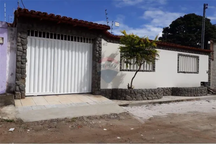 Ótima casa no bairro JARDIM CARAIPE - TEIXEIRA DE FREITAS, BAHIA.