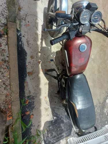 Moto Suzuki intruder