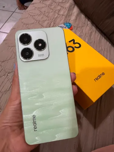 Celular realme c63 