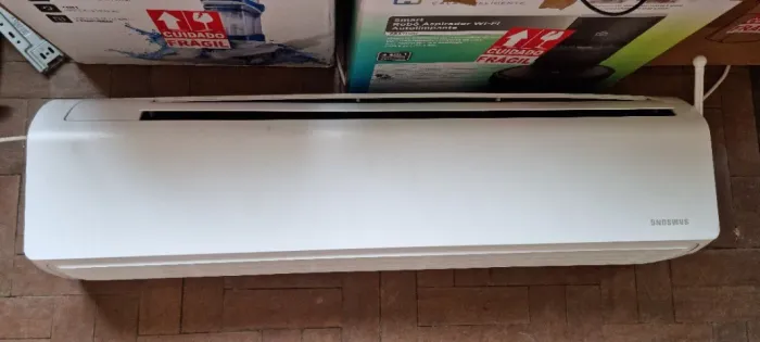 (NÃO ENVIO) Ar-condicionado Split Samsung Digital Inverter Ultra Connect AI 24.000 BTUs