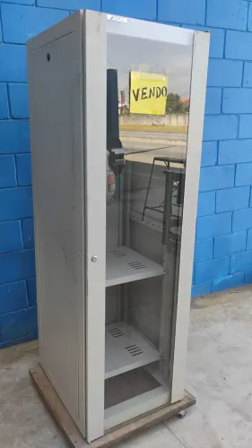 Rack Servidor 1.70 x 55 x 62 com bandejas