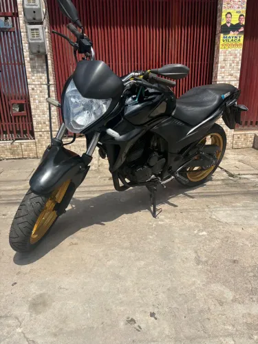Cb 300 (único dono)