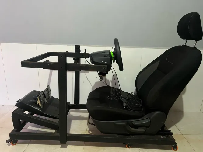 VOLANTE LOGITECH G923 + COCKPIT CASEIRO