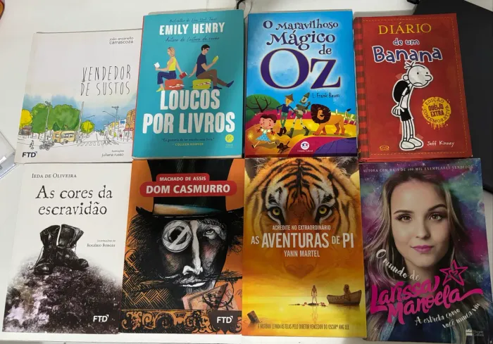 Livros para vender (consultar valores de cada um)