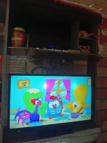 Tv panasonic NÃO É SMART