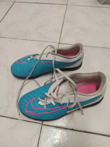 Chuteira Nike Futsal tamanho 36