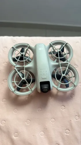 DRONE DJI NEO + CONTROLE RC-N3