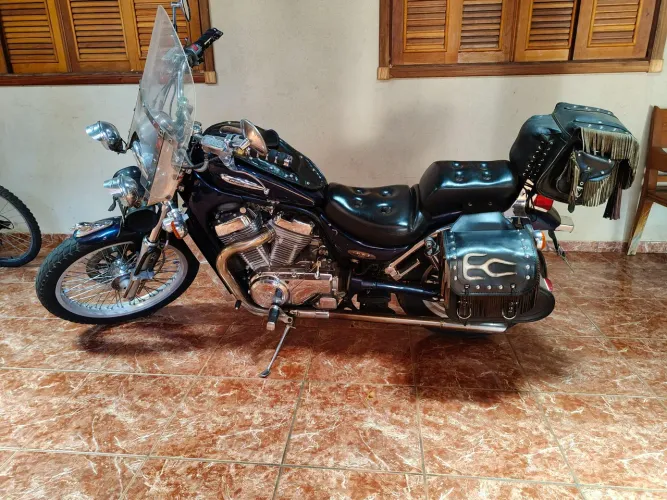 Moto custon cruiser ano 98 lendária intruder 800