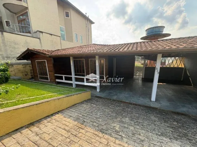 Casa com 3 dormitórios à venda, 157 m² por R$ 700.000,00 - Parque Paulistano - Cotia/SP