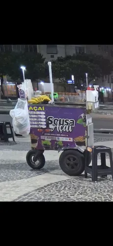 Vendisse carinho de açaí