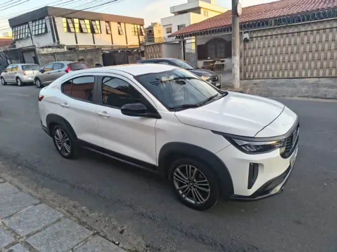 Fiat Fastback 1.0 200 Turbo Flex AUT 2024
