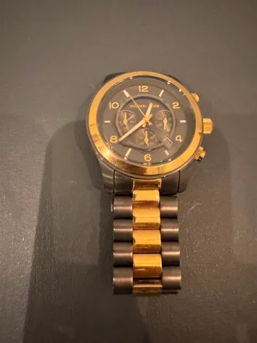 Michael Kors Chumbo/Cinza e Dourado