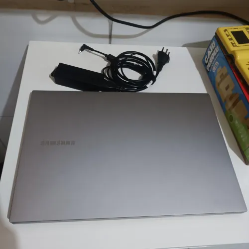Notebook Samsung Book E20 | Intel Celeron | 4 GB RAM | HD 500 GB | Windows 10 |