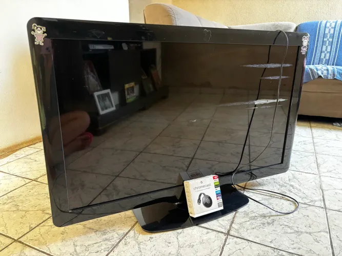 TV Philips LCD 50? + Chromecast incluso