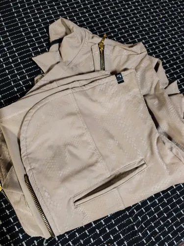 Vendo conjunto novo lindo 