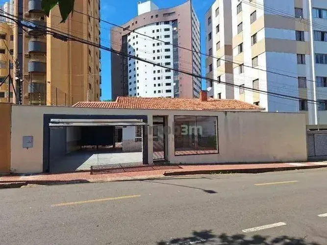 Casa com 5 dormitórios para alugar, 230 m² por R$ 8.970/mês - Caiçaras - Londrina/PR