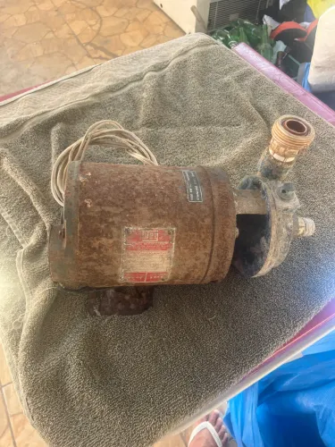 Bomba d?agua