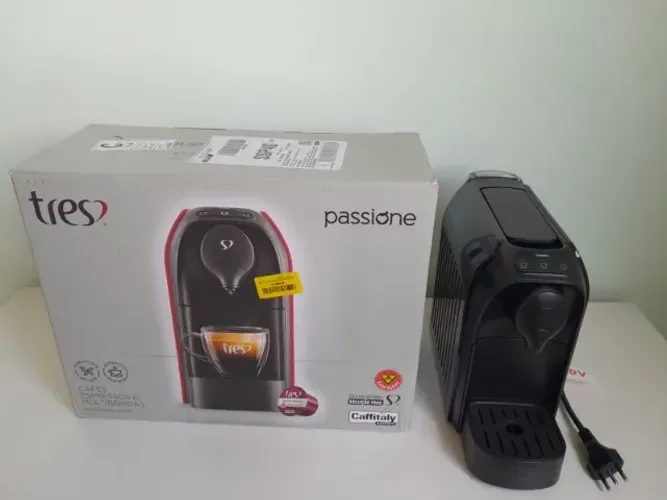 Cafeteira 220V - 3 Corações modelo Passione