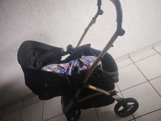 Carrinho de bebê Dzieco 
