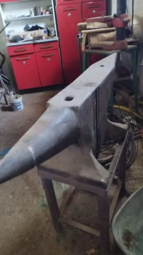Bigorna de 100 kg fundição