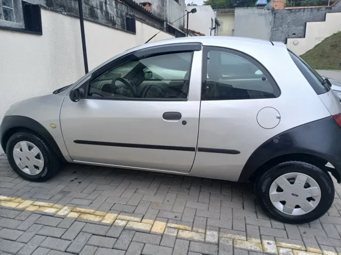 Ford KA GL 1.0i Zetec Rocam 2001
