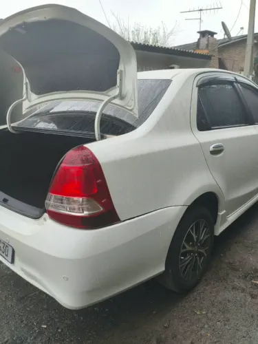 Toyota Etios Platinum Sed. 1.5 Flex 16V 4P Aut. 2018