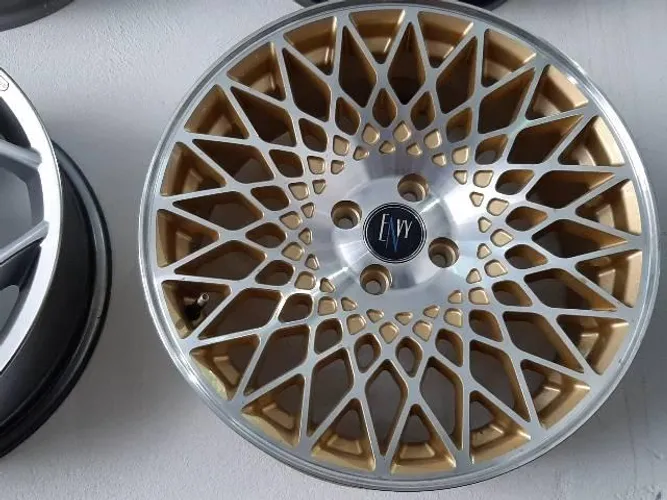 Roda aro 17 hotform BBS côncava dourada com diamantado tala 7.5 4X100 jogo