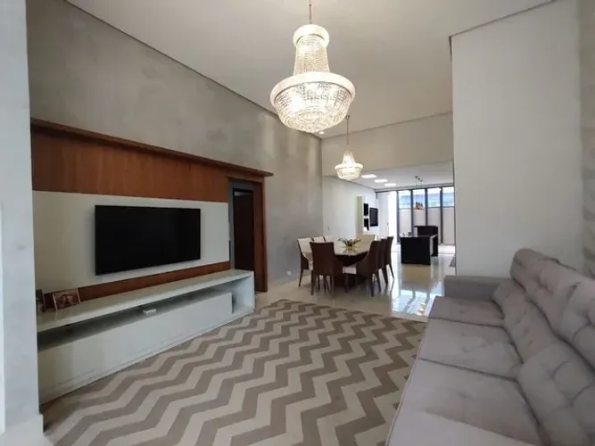 Royal Forest - Casa com 3 dormitórios (1 suíte, 2 demi) à venda, 180 m² por R$ 1.700.000 -