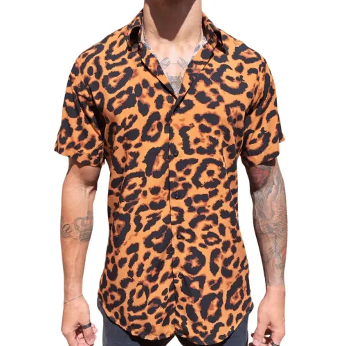 Camisa manga curta animal print