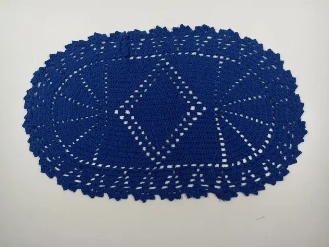 Tapete Oval De Crochê Em Barbante 50x80cm Várias Cores