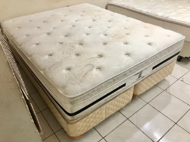 Cama Box queen size , cama queen , cama de casal