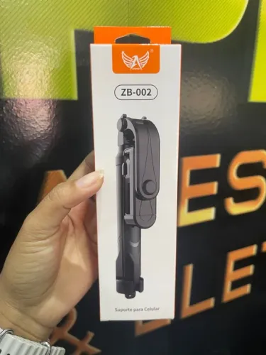 Tripé e Bastão de Selfie c/ controle Bluetooth