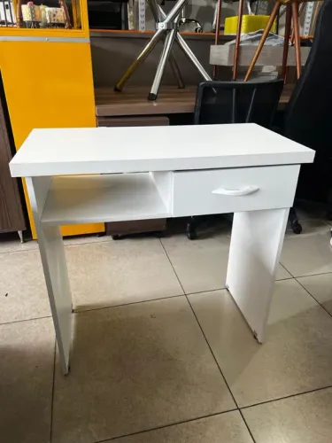 Mesa para Manicure 0.80x0.40x0.75 NOVA