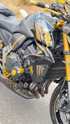 Vendo CB1000 2013 - Potência e Estilo