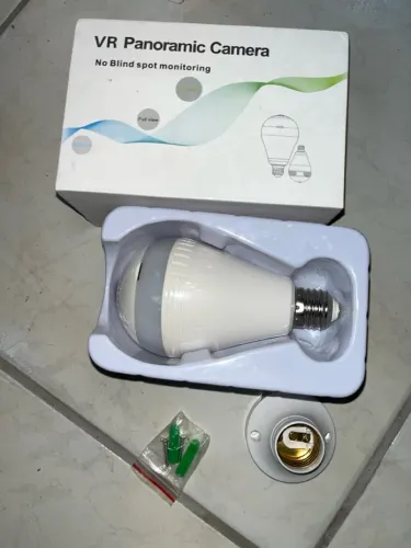 Lâmpada Câmera Espiã IP 360° Wi-Fi Com Visão Noturna E27