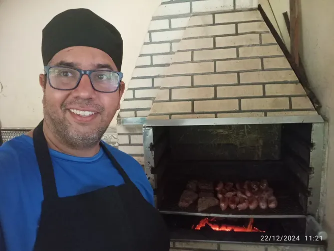 Churrasqueiro e Buffet de Churrasco.