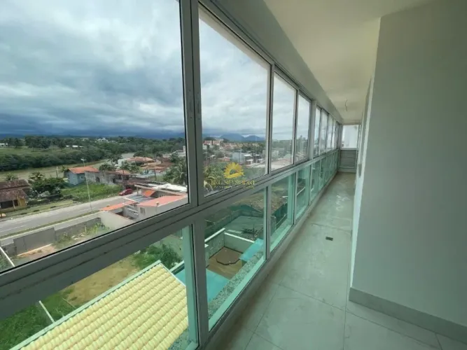 Apartamento 2 Qquartos com 3 vagas de garagem na Enseada Azul, Guarapari