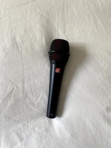 SE Electronics V7 Black