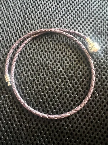 Vendo pulseira de couro pandora