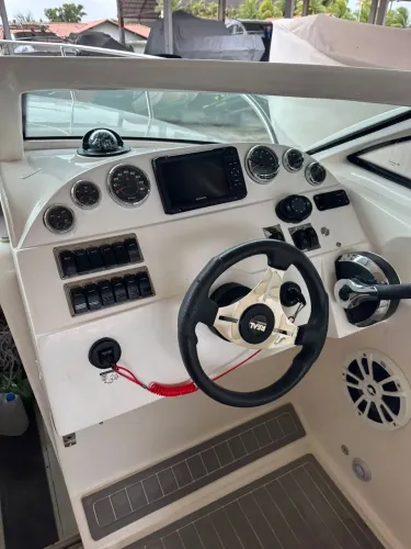 Lancha Real Power Boat 30 pés - Motor Mercury 6.2 350 HP (Zero Km!)