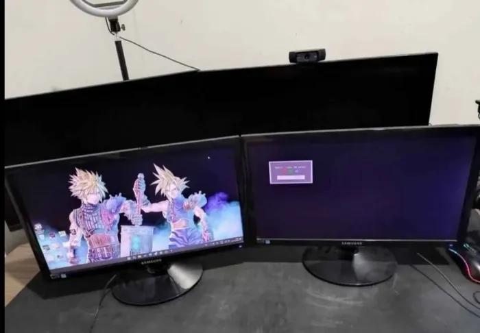 2 MONITORES SAMSUNG SA300/SA350