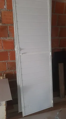 Portas de Alumínio com pvc