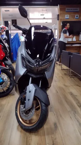 Nova Yamaha NMAX 160 Connected