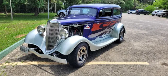 Hot Rod Ford 1934 Réplica V8 350